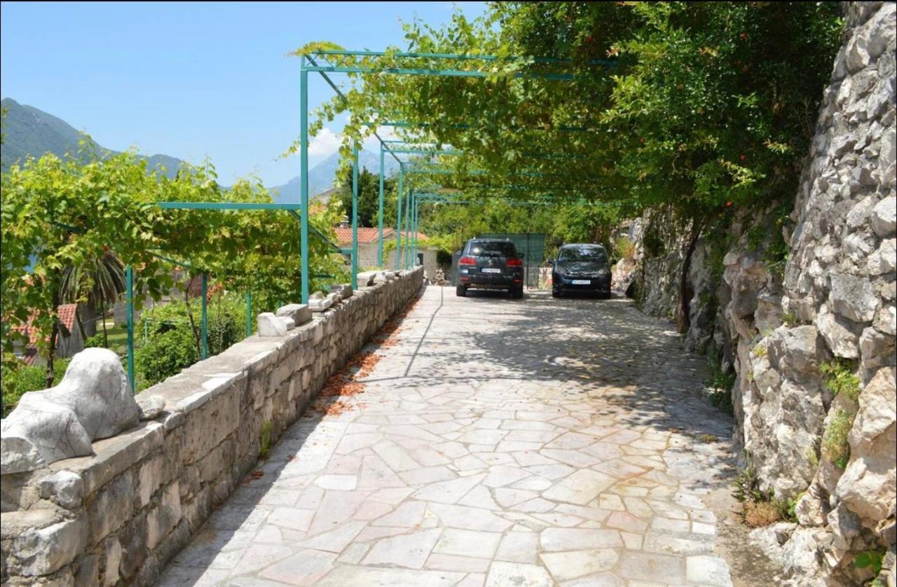 Apartments Franovic Perast Exterior photo